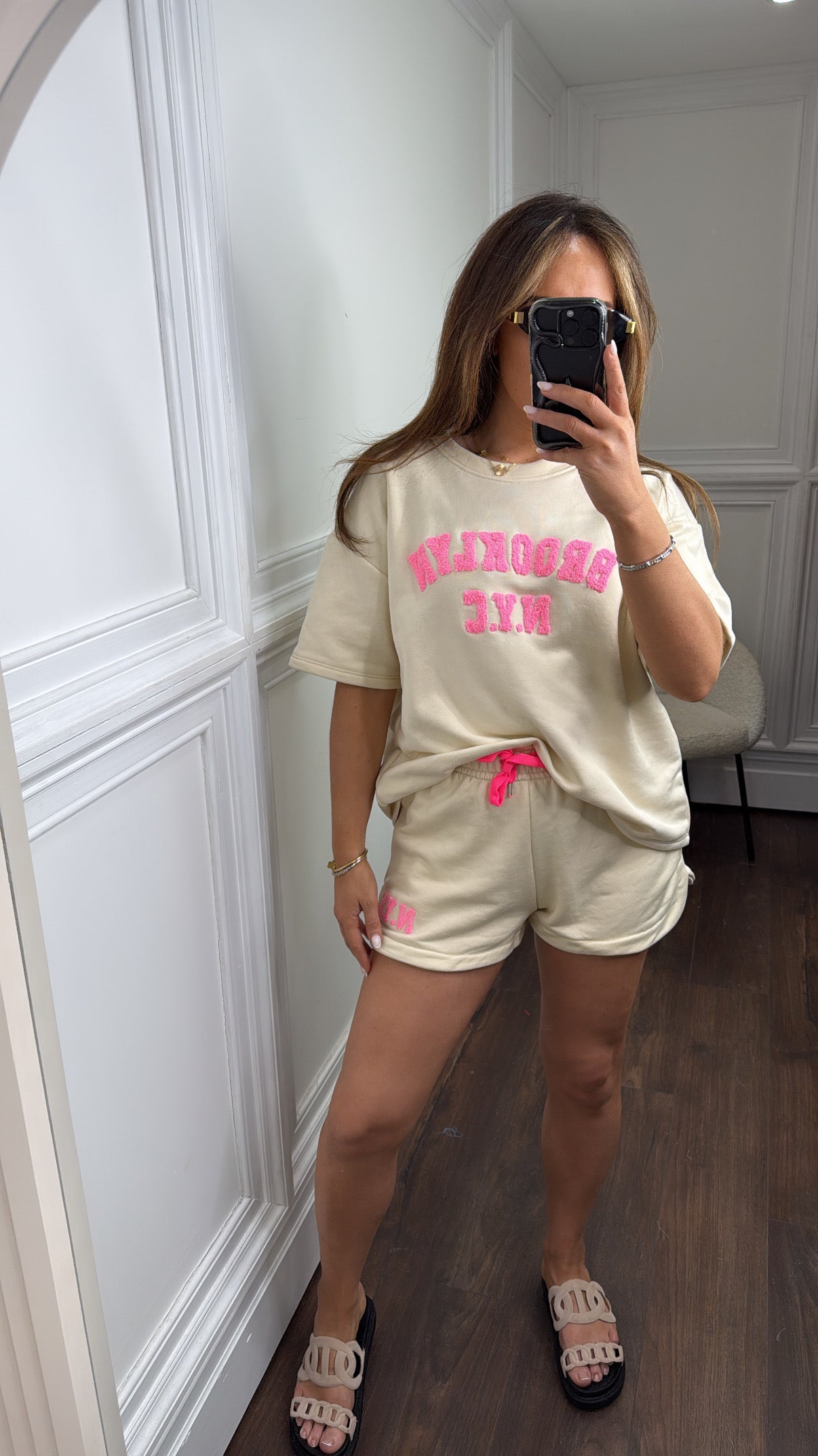 BROOKLYN beige jersey shorts and t-shirt co-ord