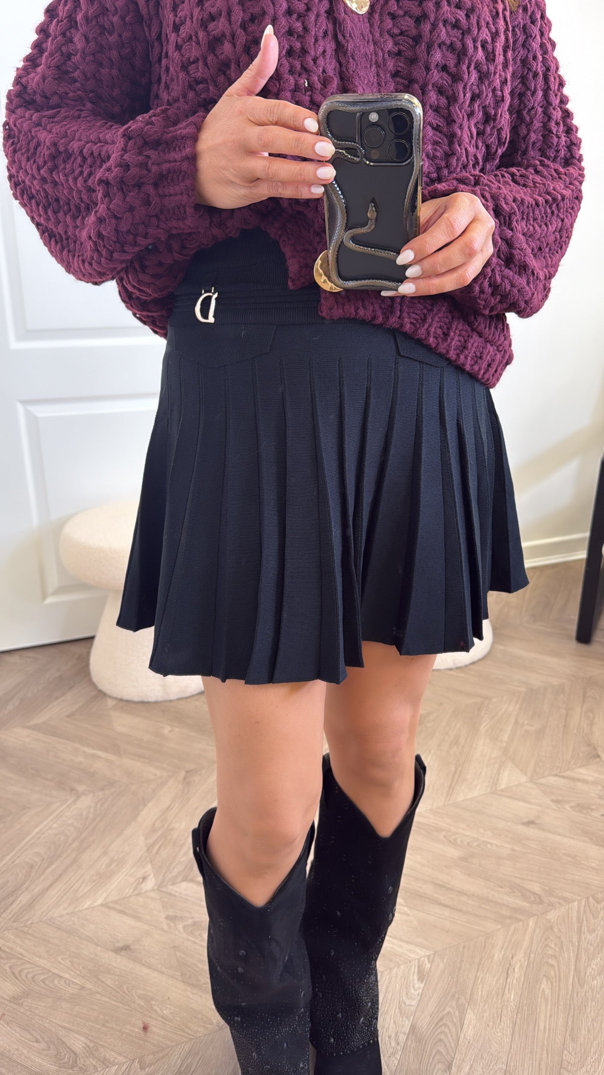 DAPHNE black pleated tennis skirt