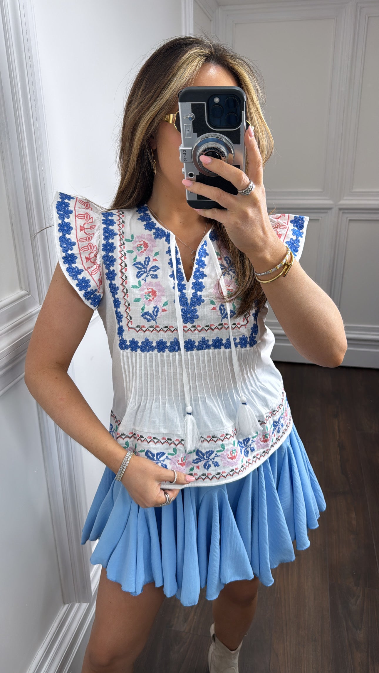 ELENOR white embroidered detail top