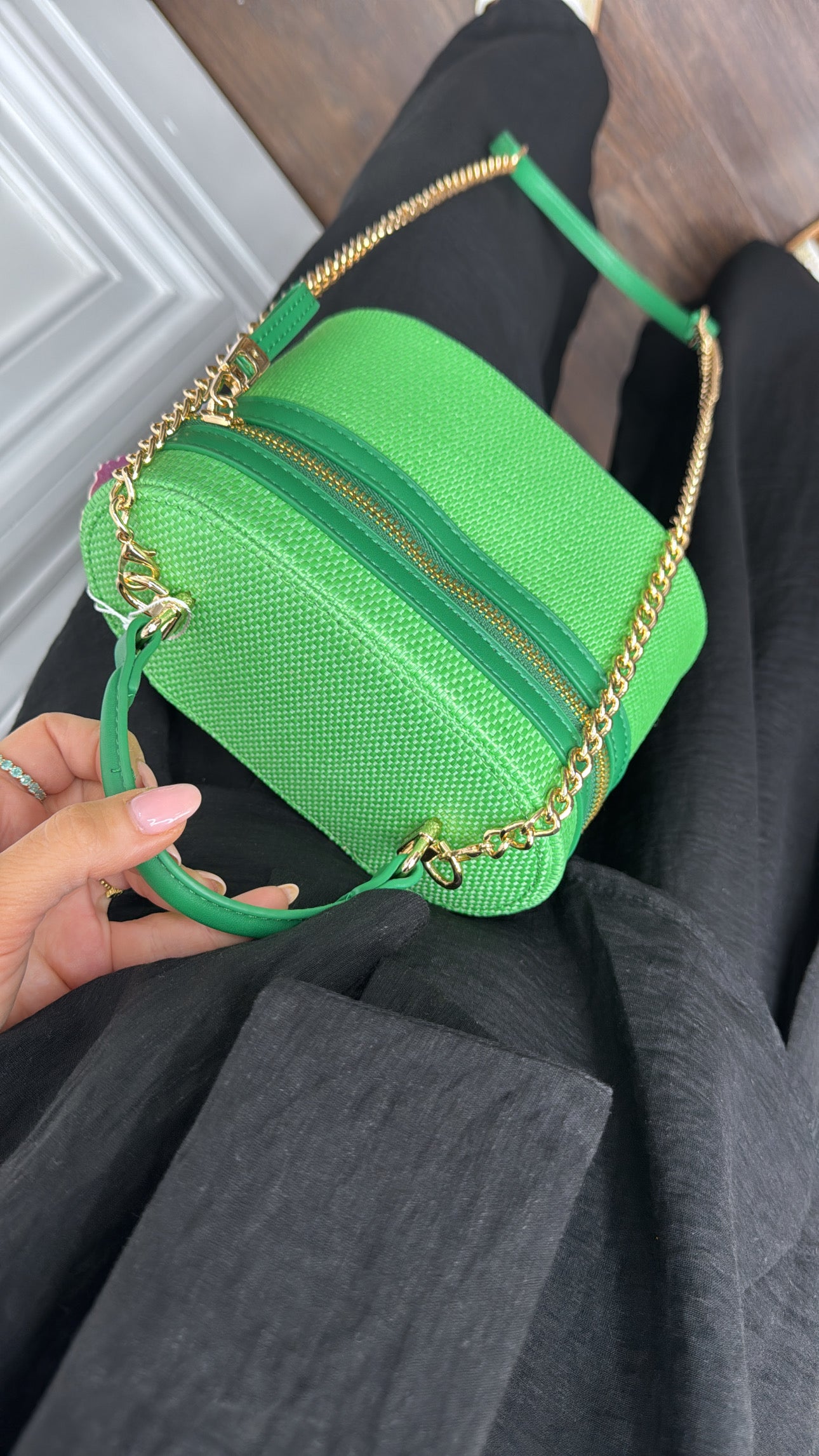 FREYA green bucket bag