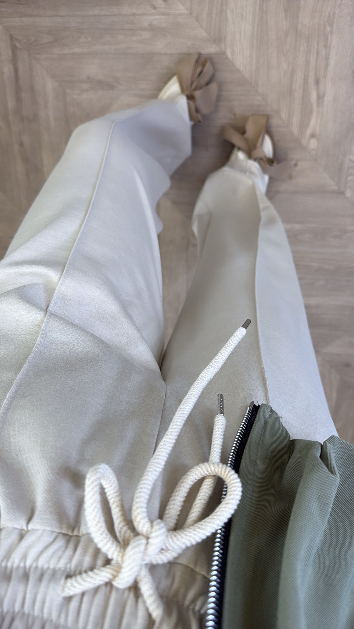 MARLEY beige soft seam detail joggers