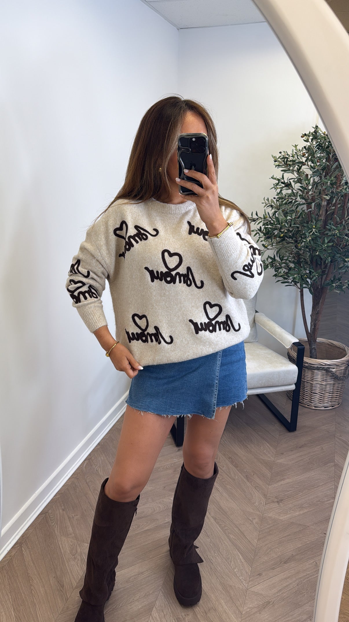 AMOUR beige fluffy jumper with embroidered detail
