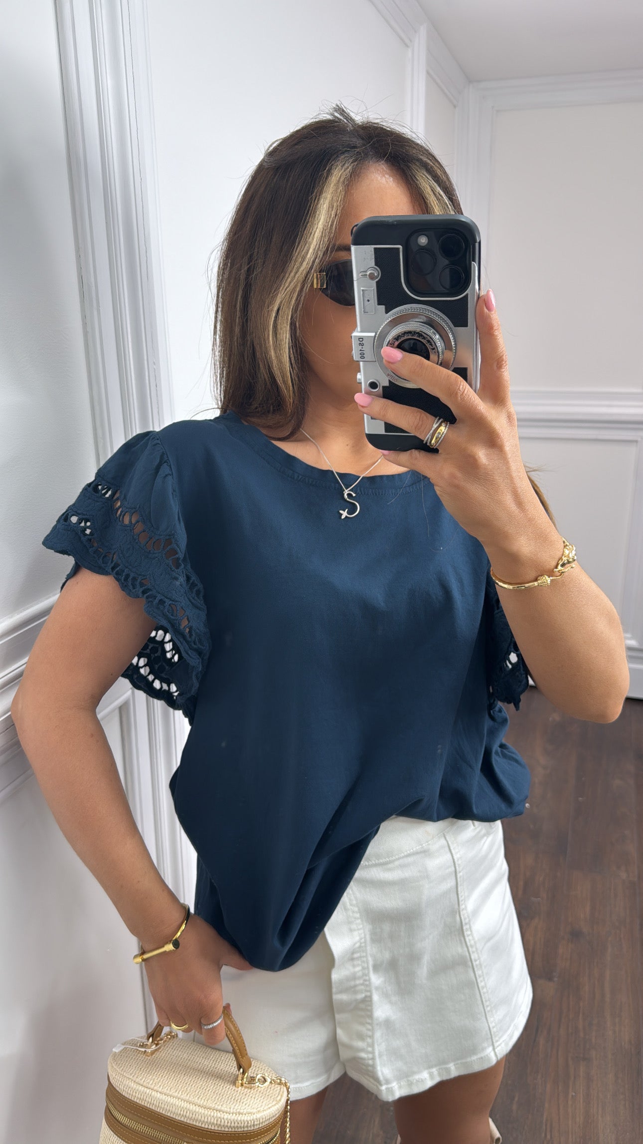 ELISIA navy broderie anglaise tshirt