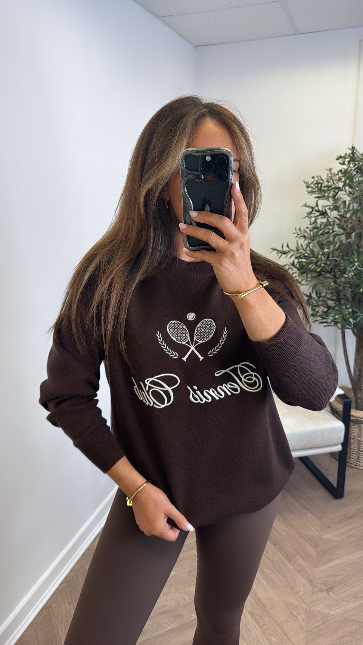 TENNIS CLUB brown embroidered knitted jumper