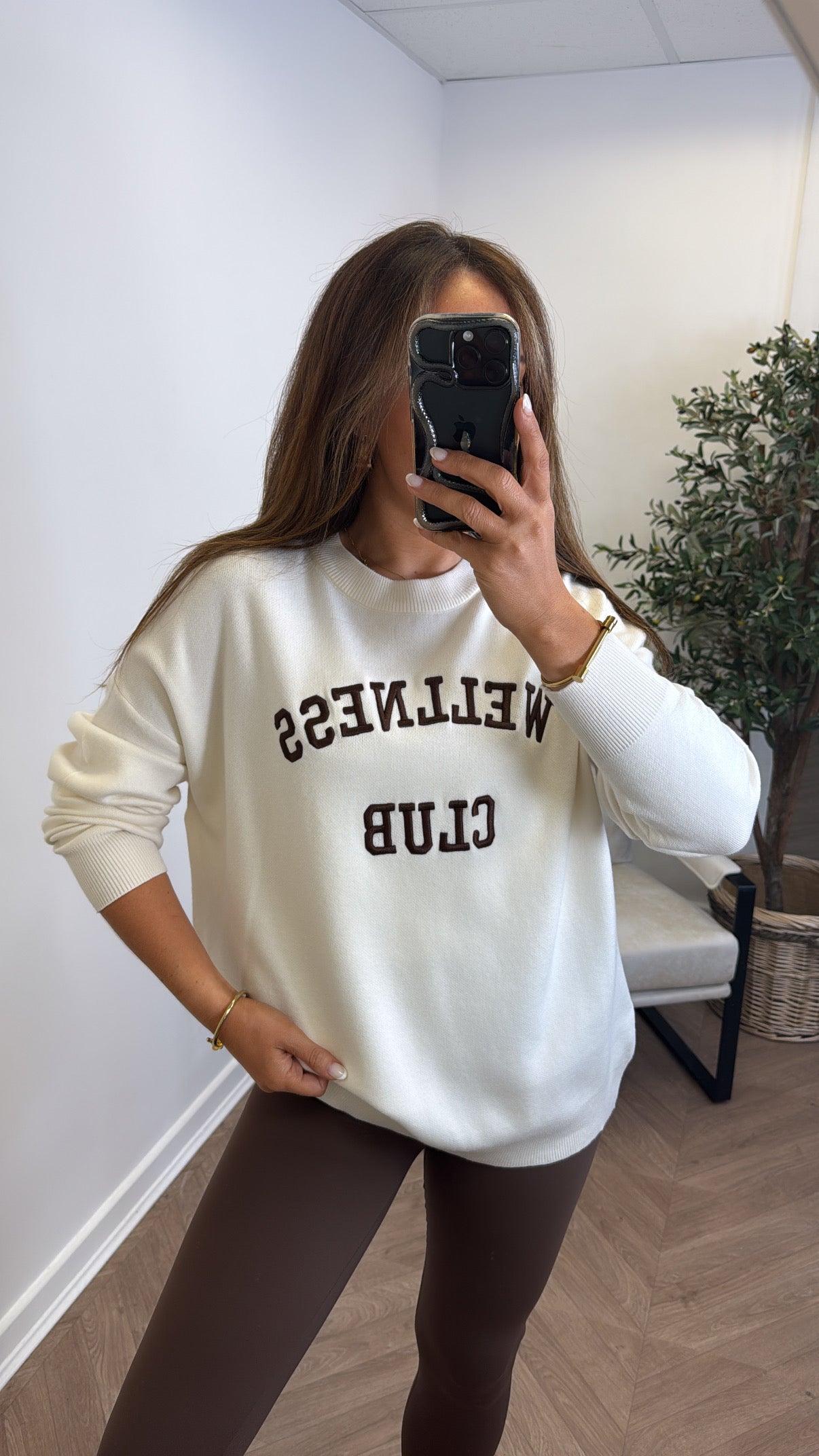 WELLNESS cream embroidered knitted jumper
