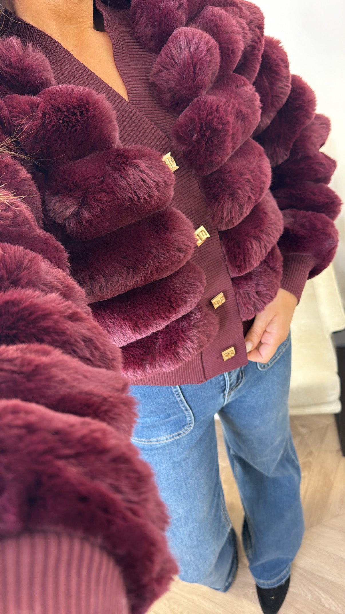 LYDIA burgundy faux fur cardigan