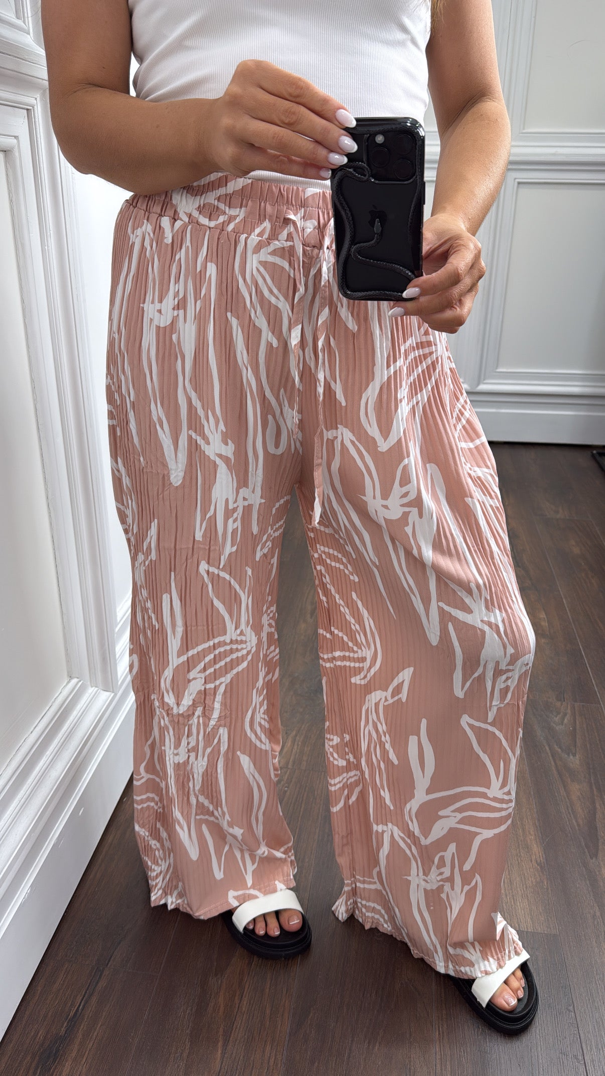 AVA dusky pink abstract print plisse wide leg trousers