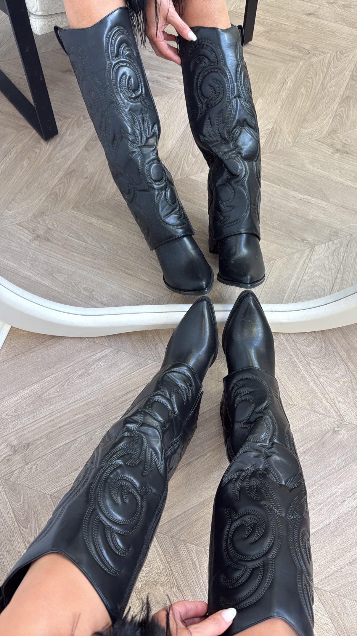 ALABAMA black faux leather cow boy boots