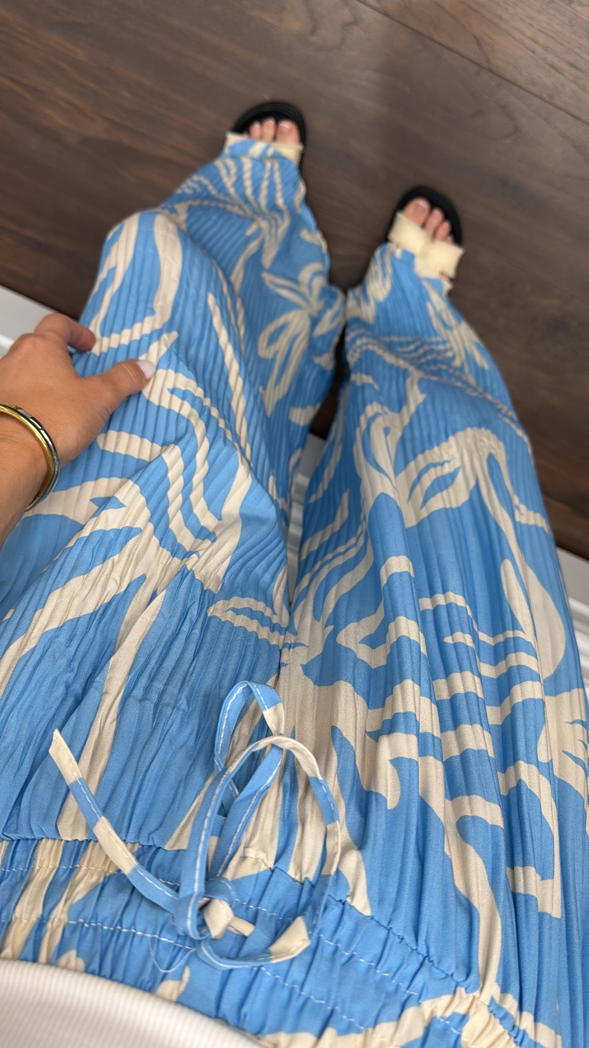 AVA blue and cream abstract print plisse wide leg trousers