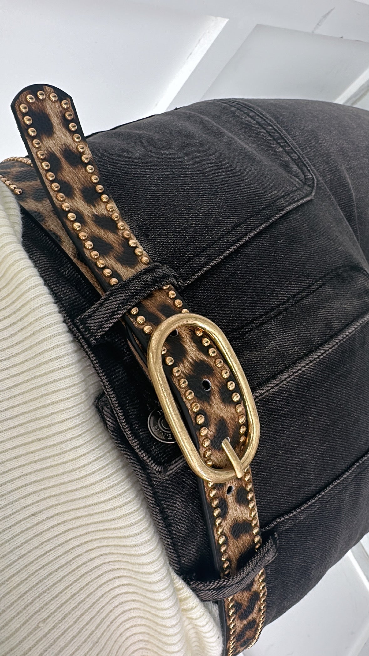 DARIA leopard stud belt
