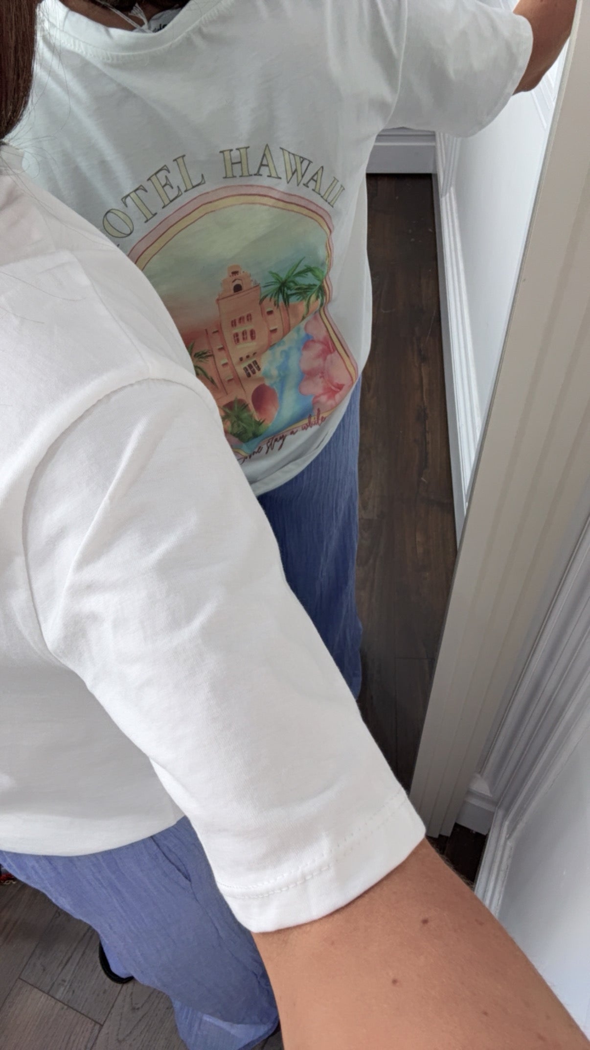 HOTEL HAWAII white tshirt