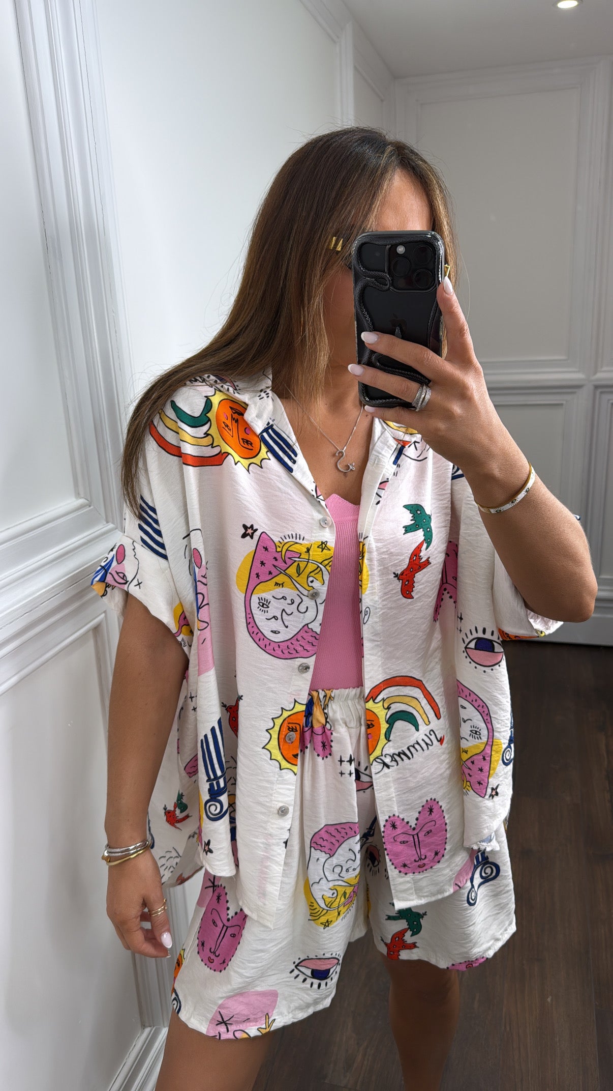 DANIKA white drawing top and shorts co-ord