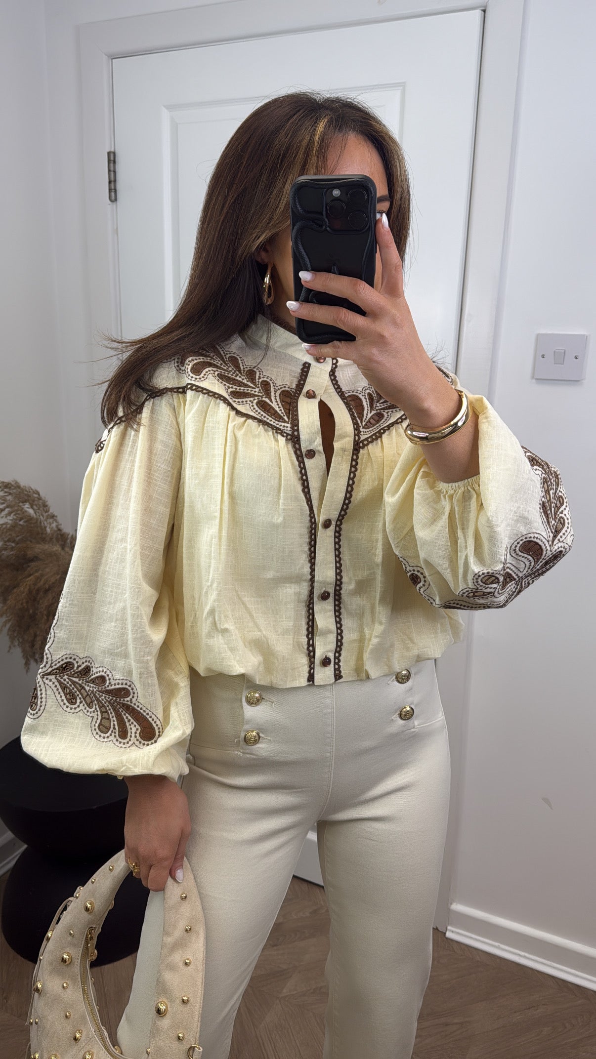 KELLY lemon embroidered cropped blouse