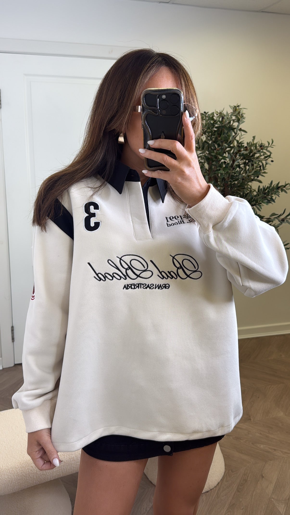 BAD BLOOD cream sports logo oversized sweatshirt