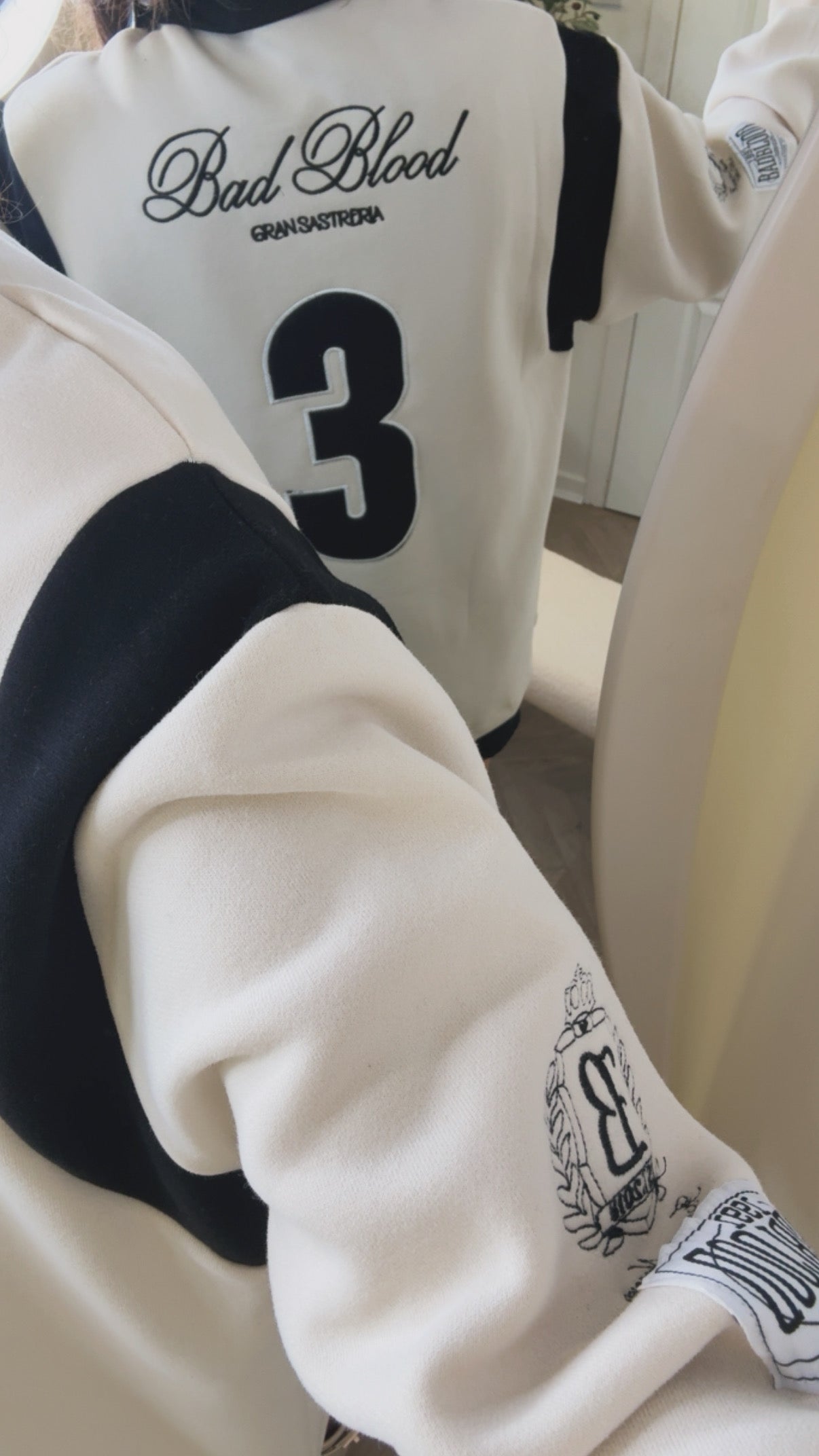 BAD BLOOD cream sports logo oversized sweatshirt