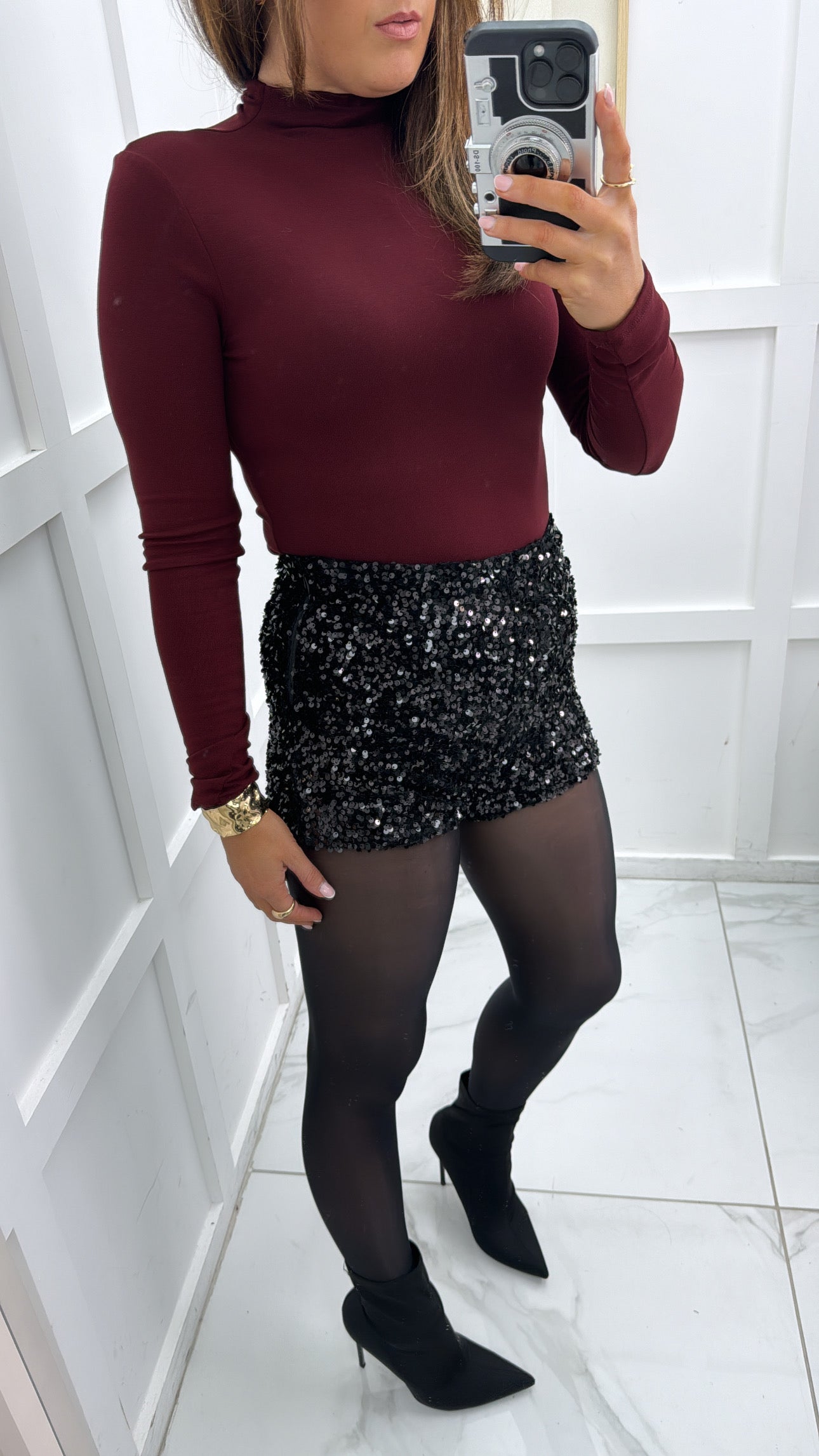 SASKIA black sequin hot pants