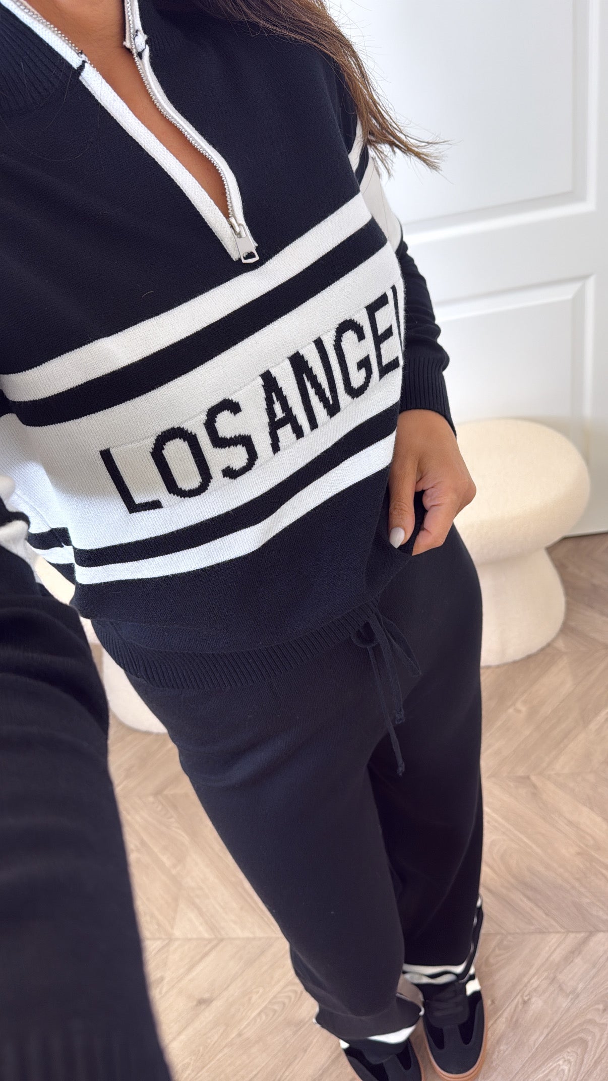 LOS ANGELES black striped knitted lounge set