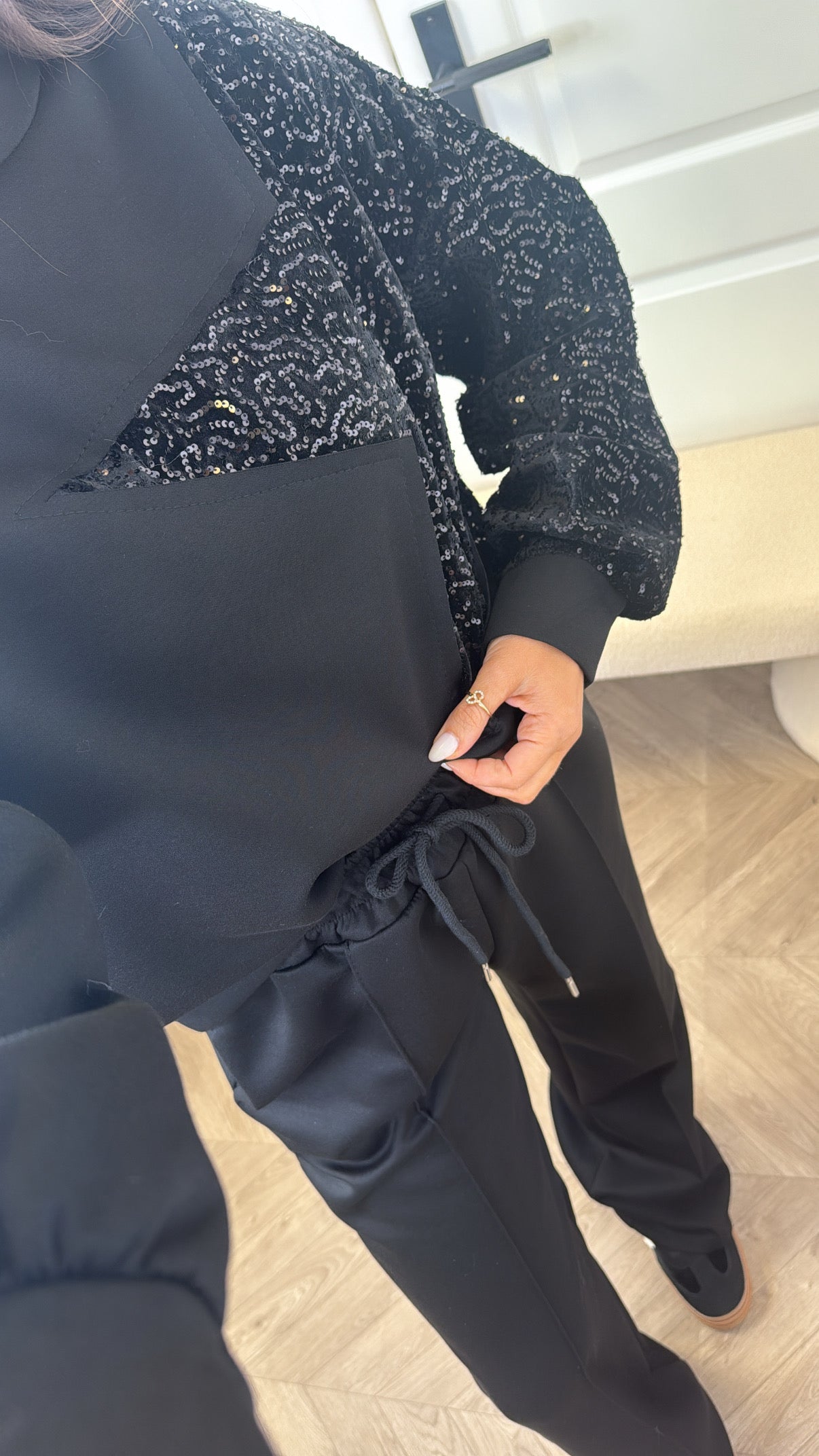 STARSTRUCK black sequin star lounge set