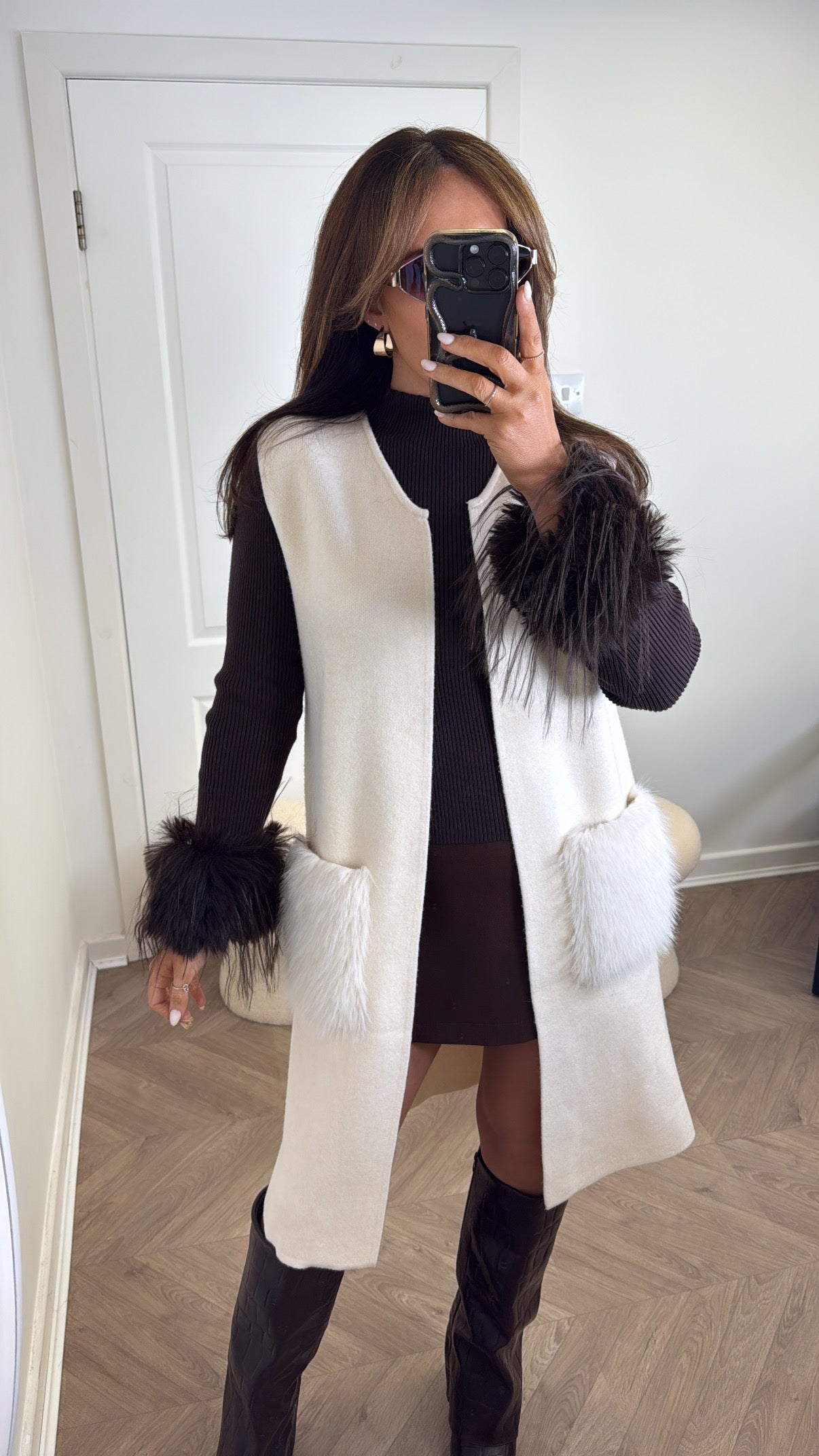 DAISY cream super soft sleeveless cardigan with faux fur