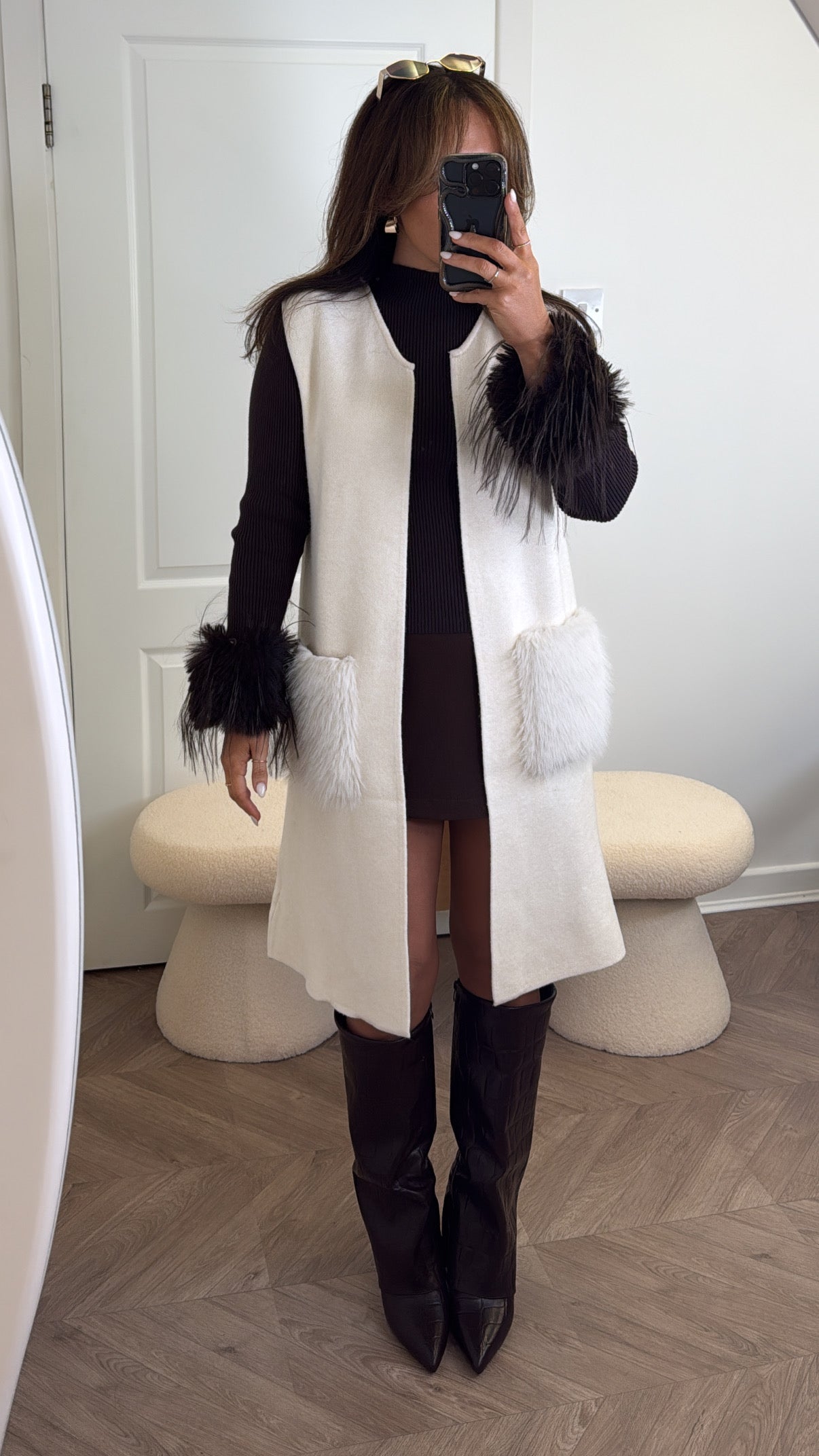 DAISY cream super soft sleeveless cardigan with faux fur
