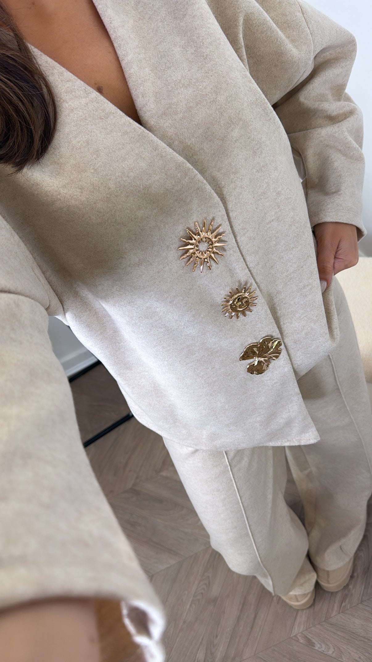 MARGOT beige cosy gold brooch detail co-ord