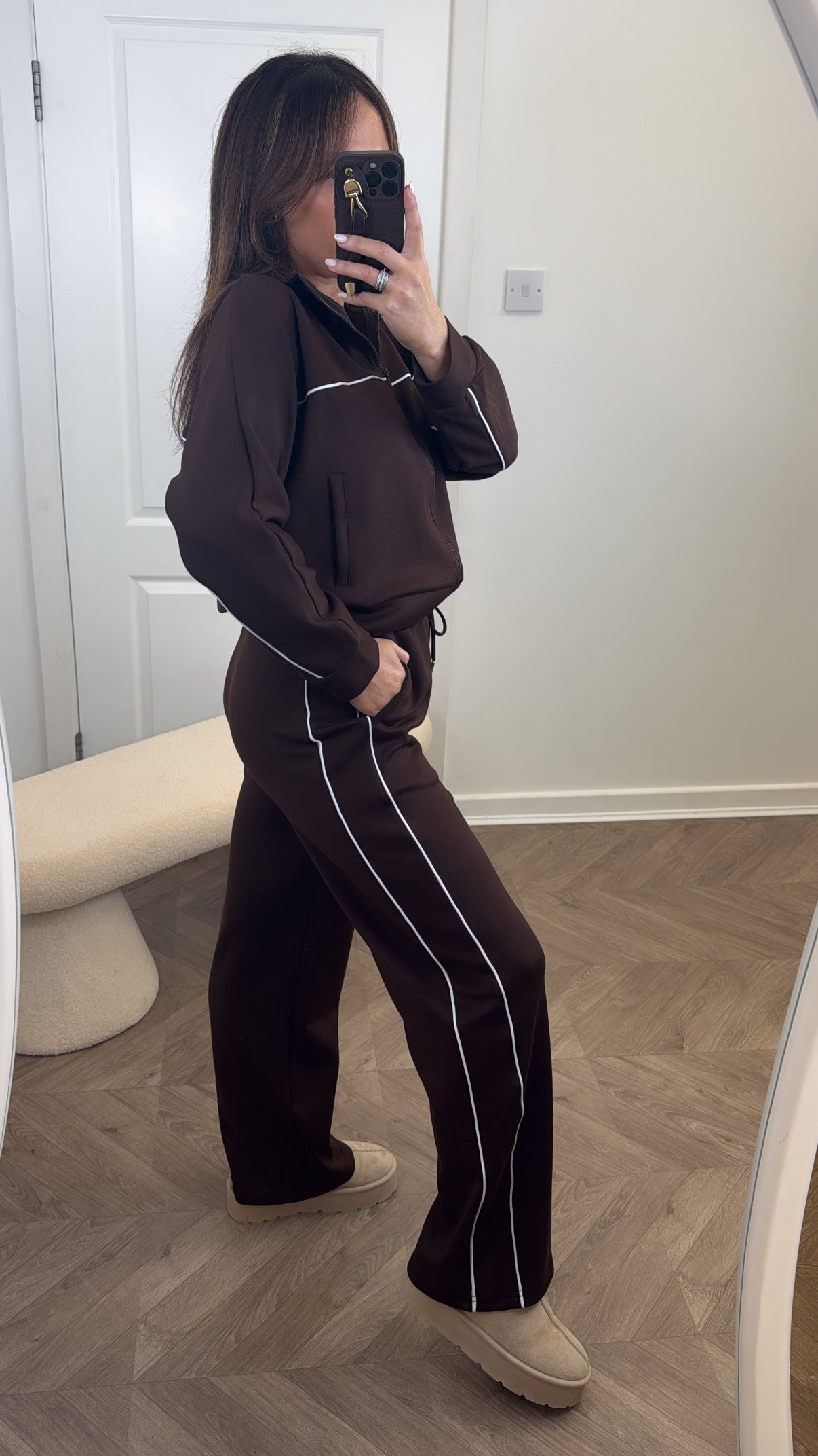 BOBBI brown zip up lounge set