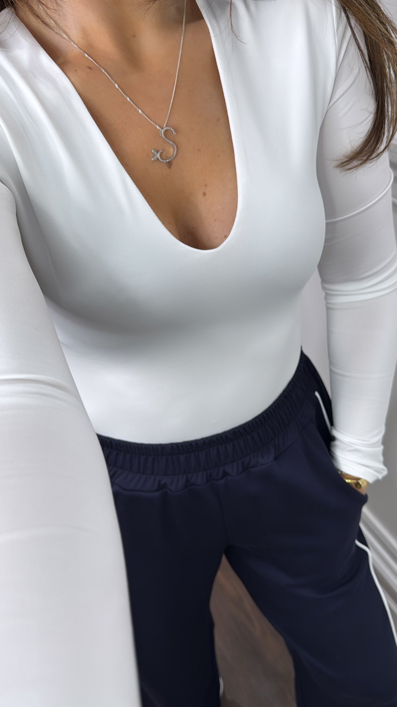 FAYE white slinky v-neck bodysuit