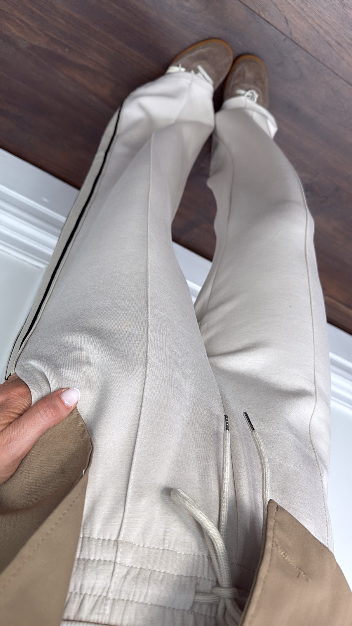 ALEX beige contrast panel straight leg jogger