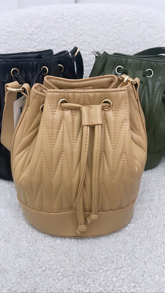 KELLIE camel round cross body bag