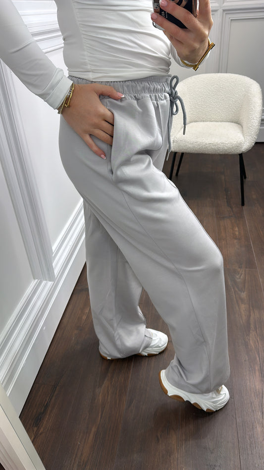 KYLIE dove grey super soft jogger with exposed seam detail