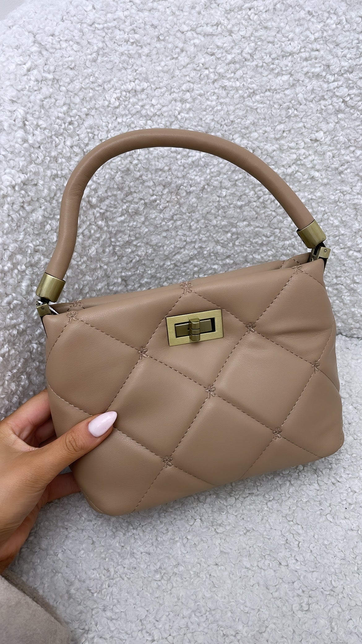 NATALIE beige quilted cross body bag with gold metal fastener