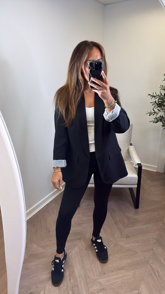 JENNIFER black blazer with pinstripe cuff
