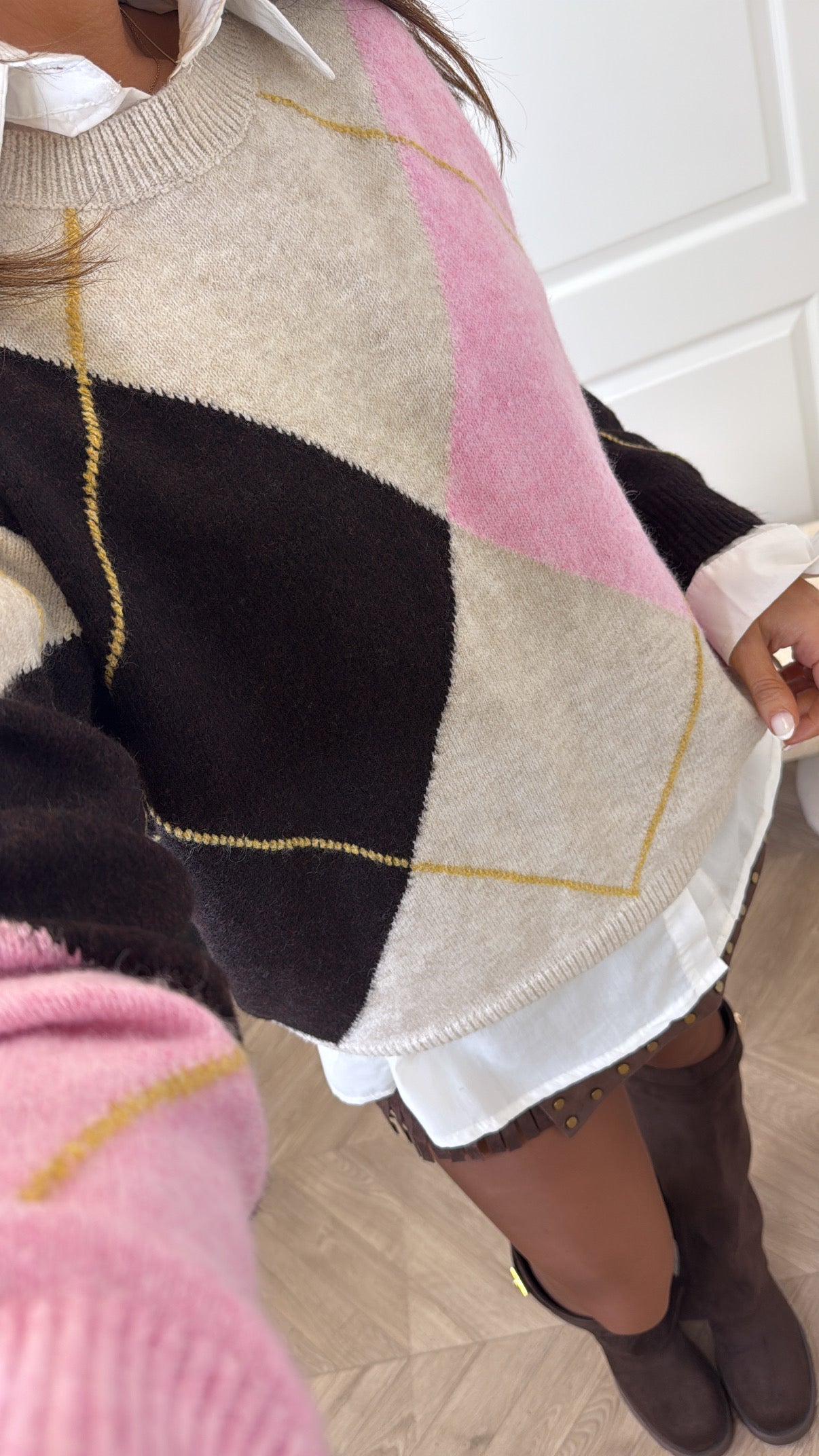 POPPY beige and pink argyle jumper