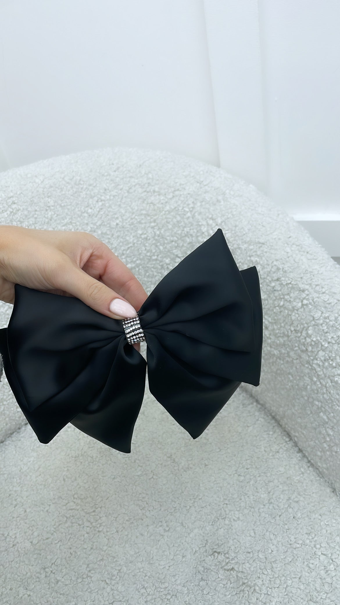 GIA black diamante bow hair clip