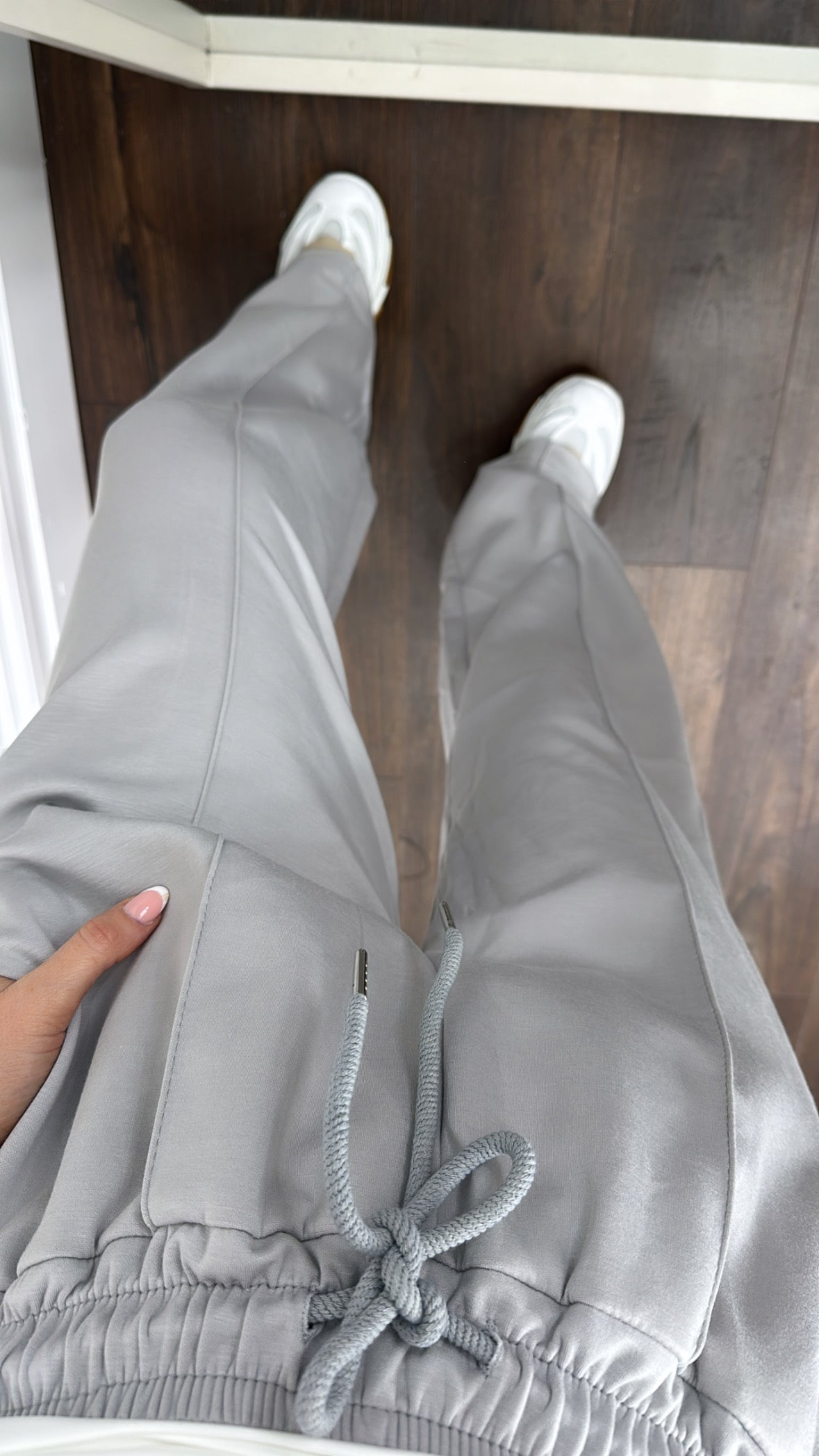 KYLIE dove grey super soft jogger with exposed seam detail