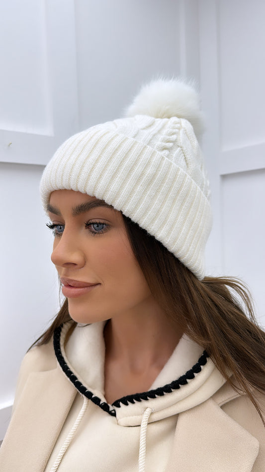 MARA cream cable knit pom pom hat