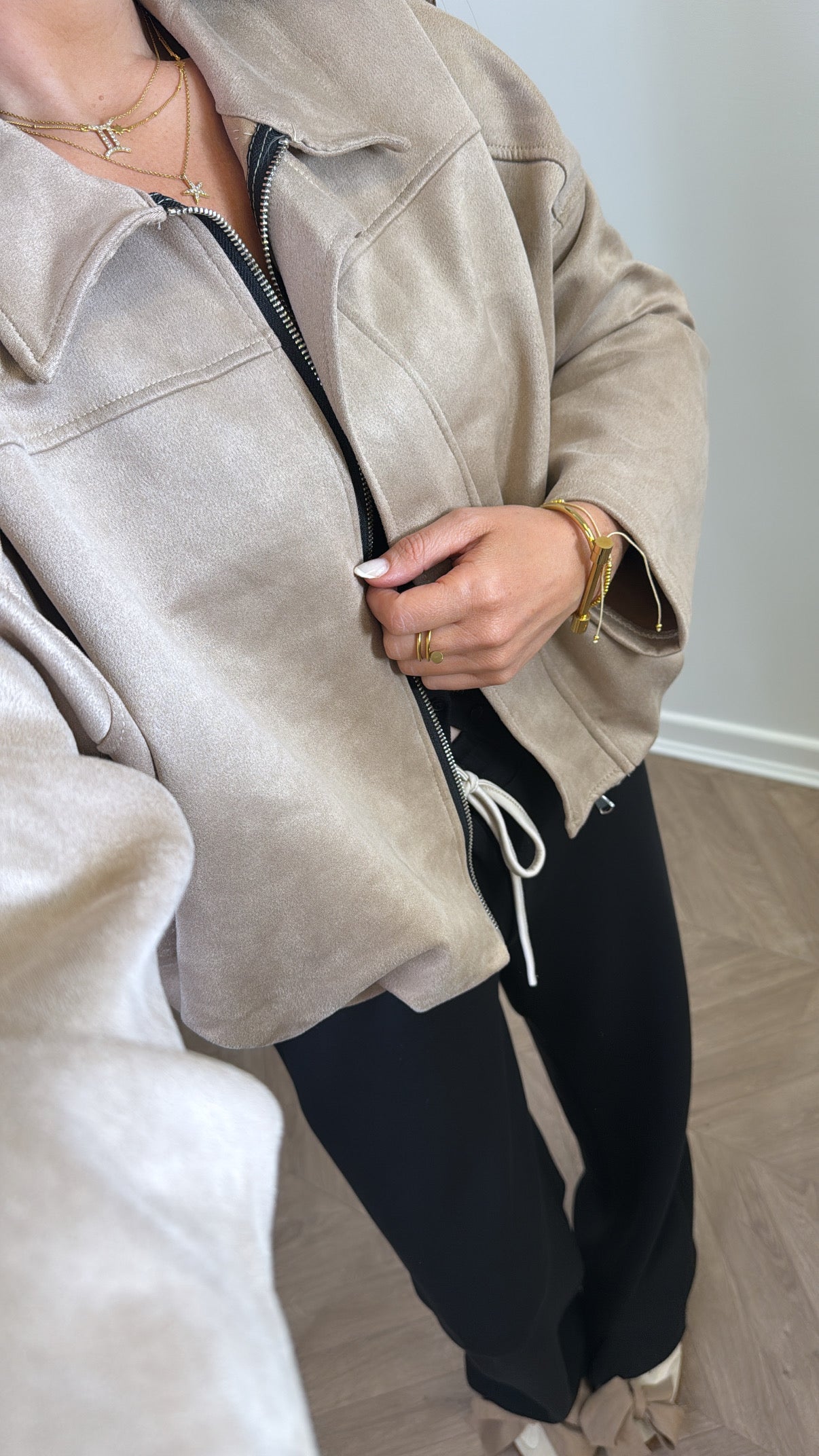 WINNIE beige faux suede jacket