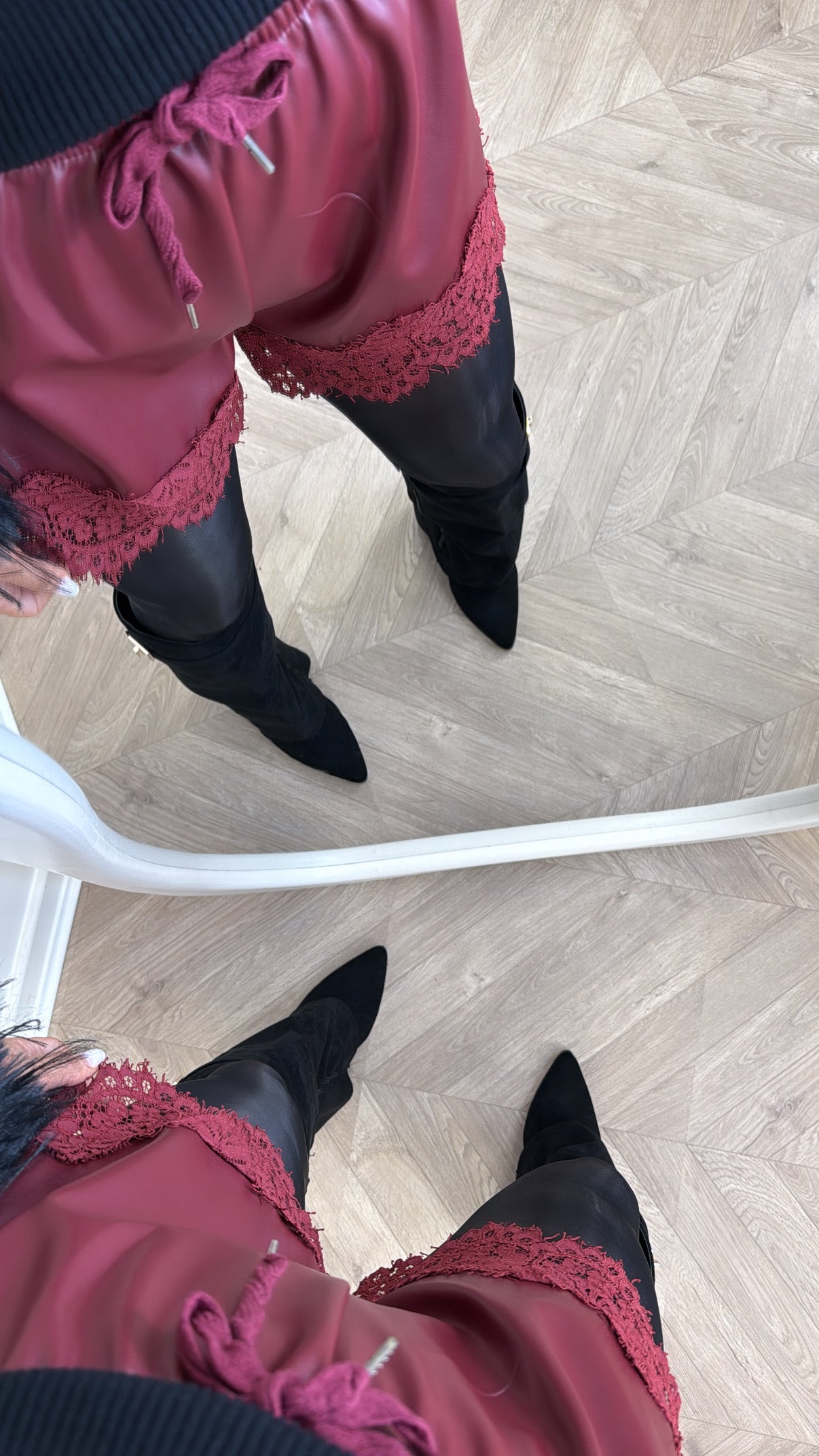 KIMMY burgundy pu lace trim shorts