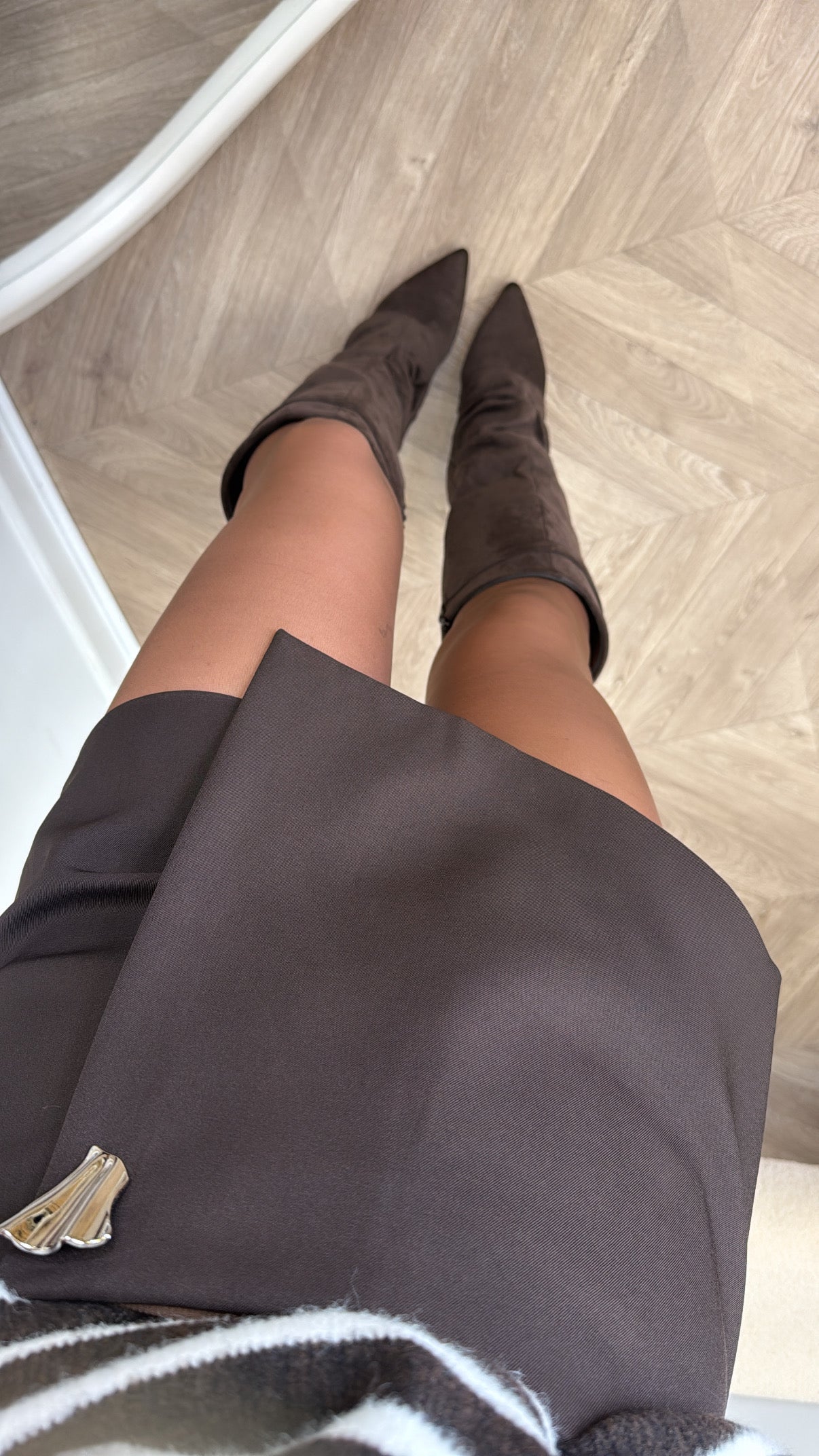 RAE brown skort with gold hardware detail