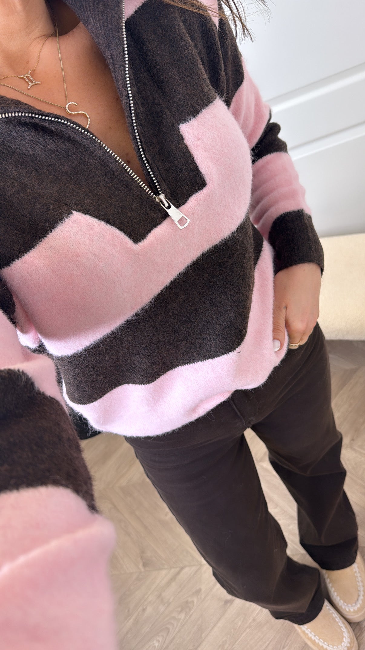 CLARA brown and pink half zip jumper