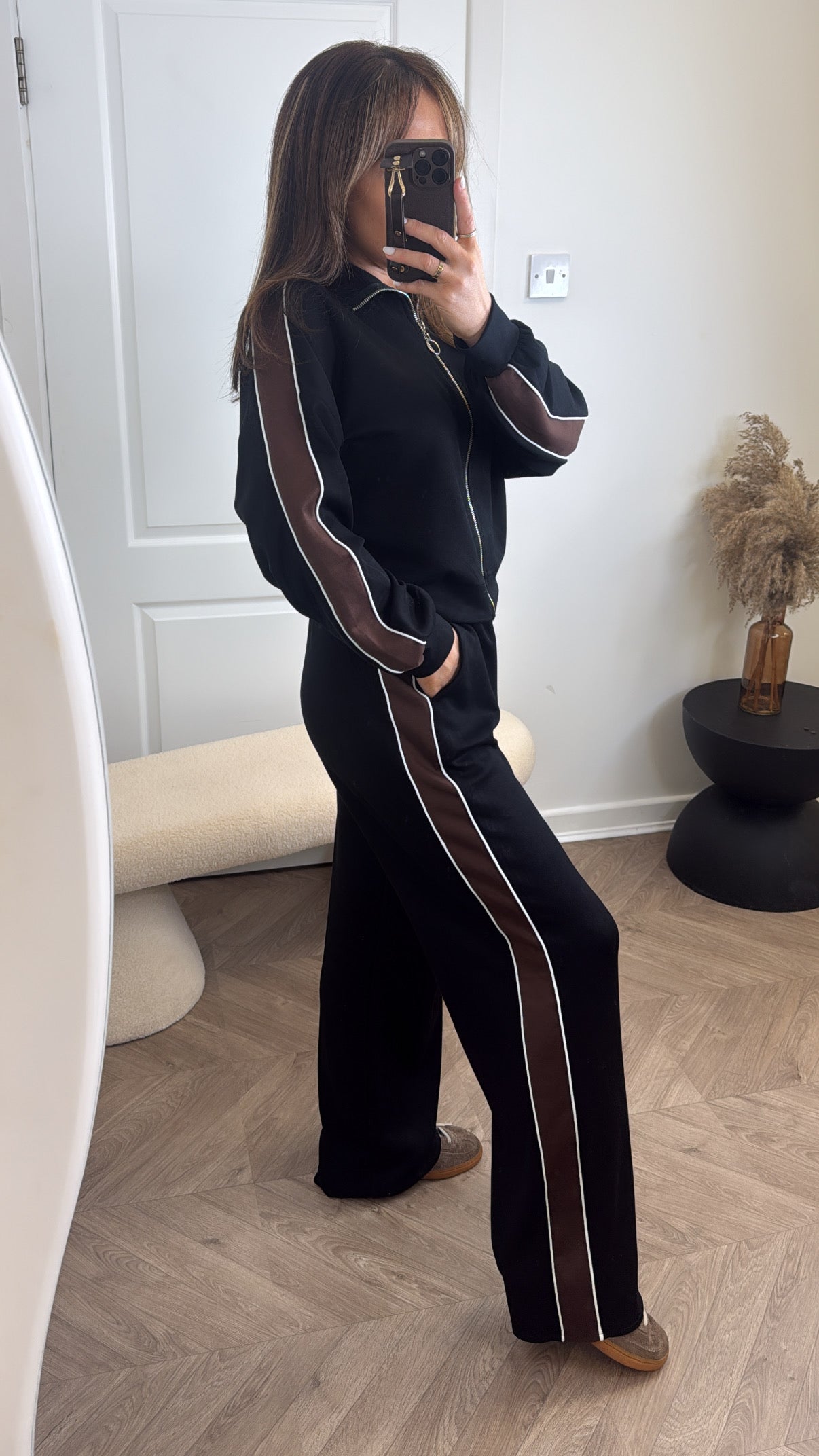 ISABELLA black contrast zip up lounge set