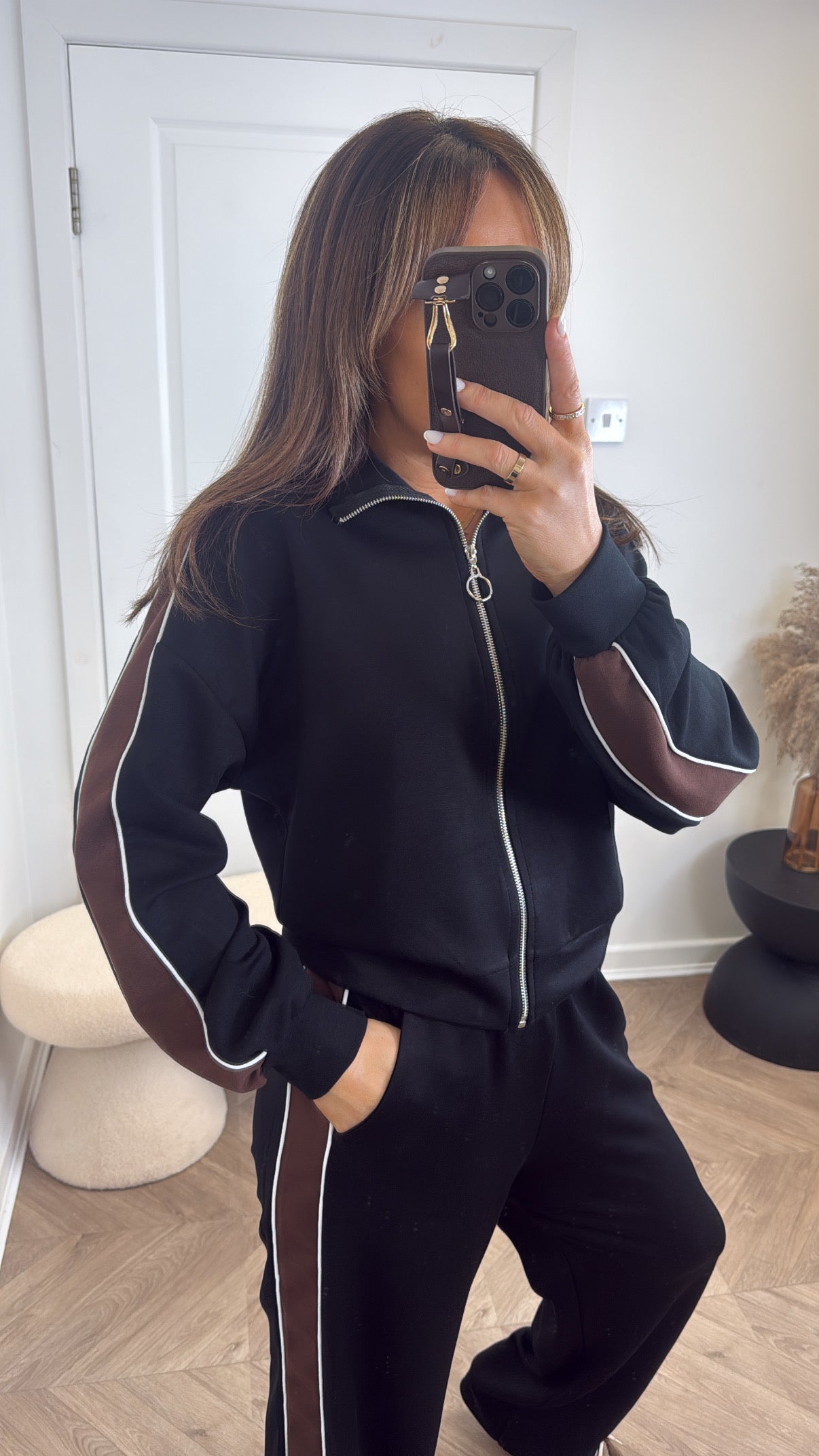 ISABELLA black contrast zip up lounge set