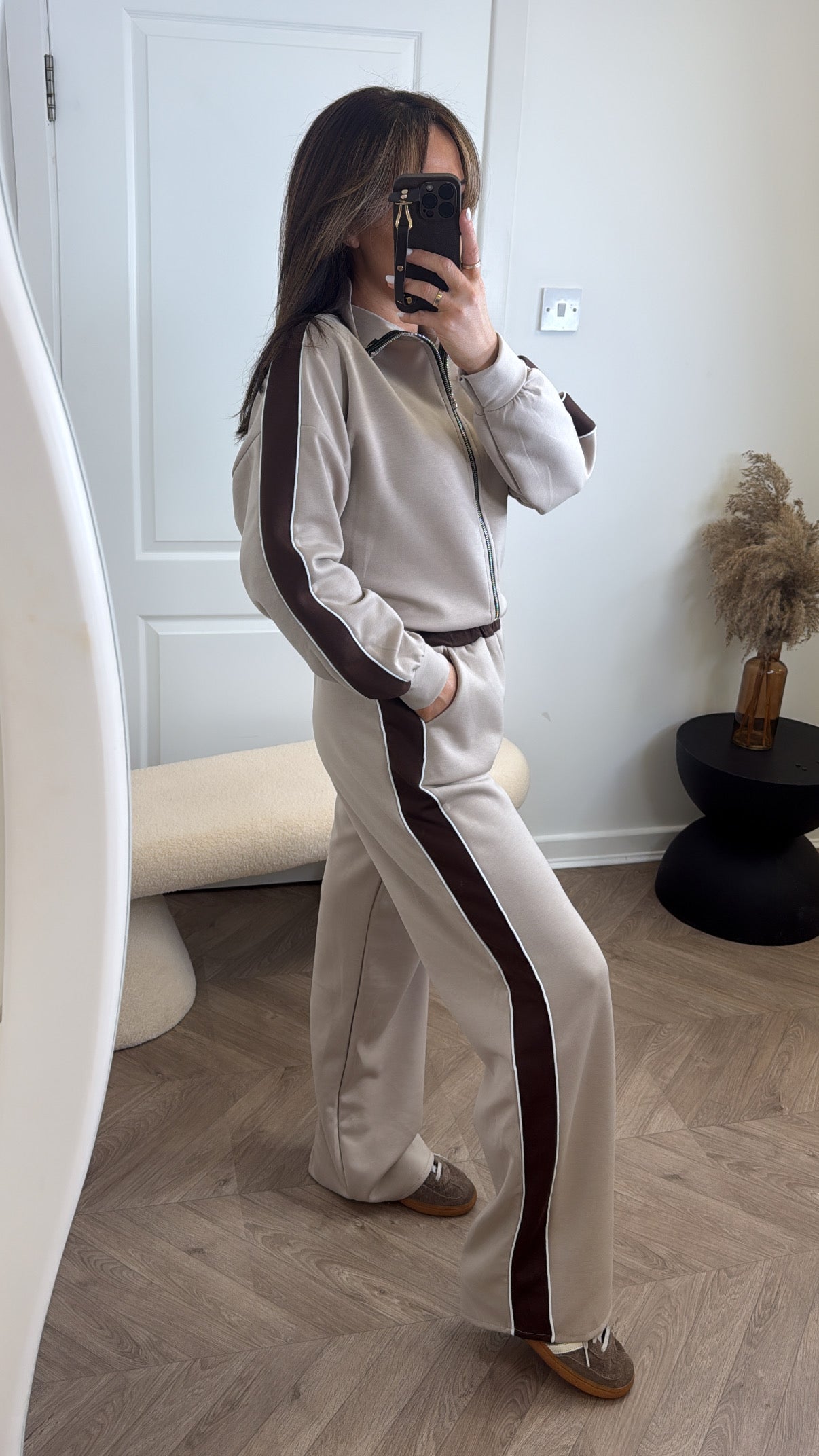 ISABELLA beige contrast zip up lounge set