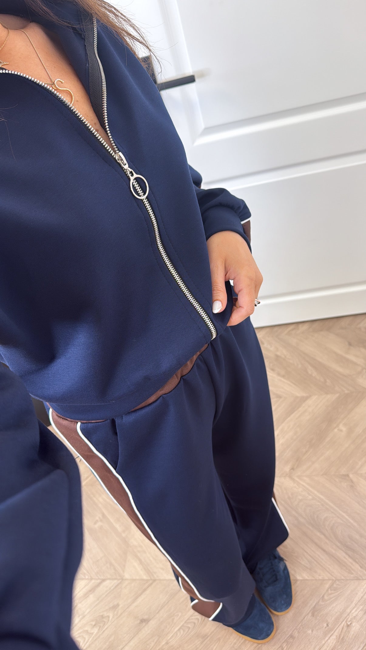 ISABELLA navy contrast zip up lounge set