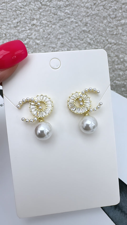 ELLE Pearl earrings