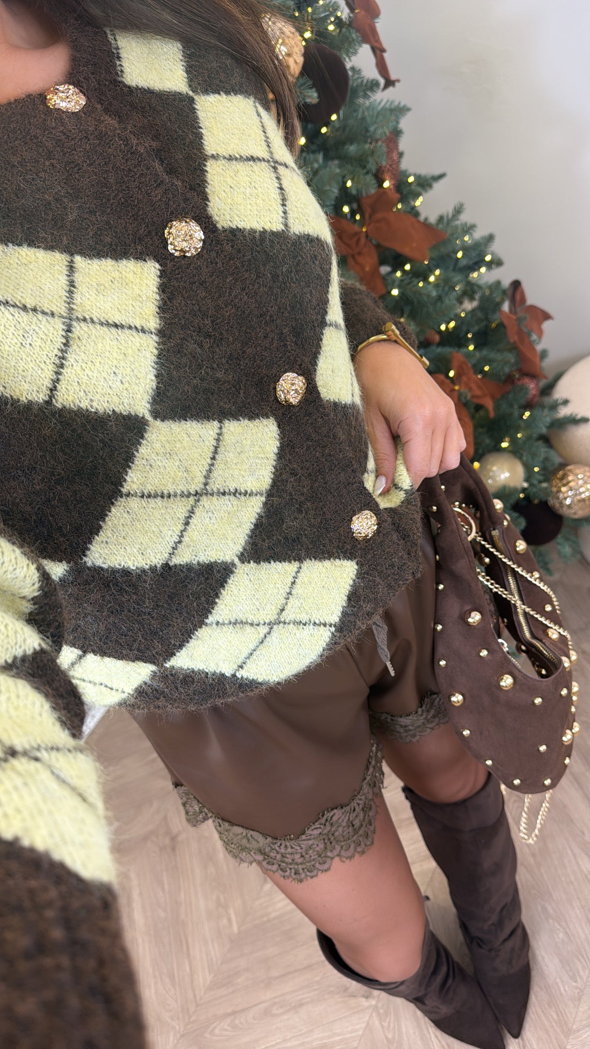 CHER brown and yellow argyle cardigan with gold buttons