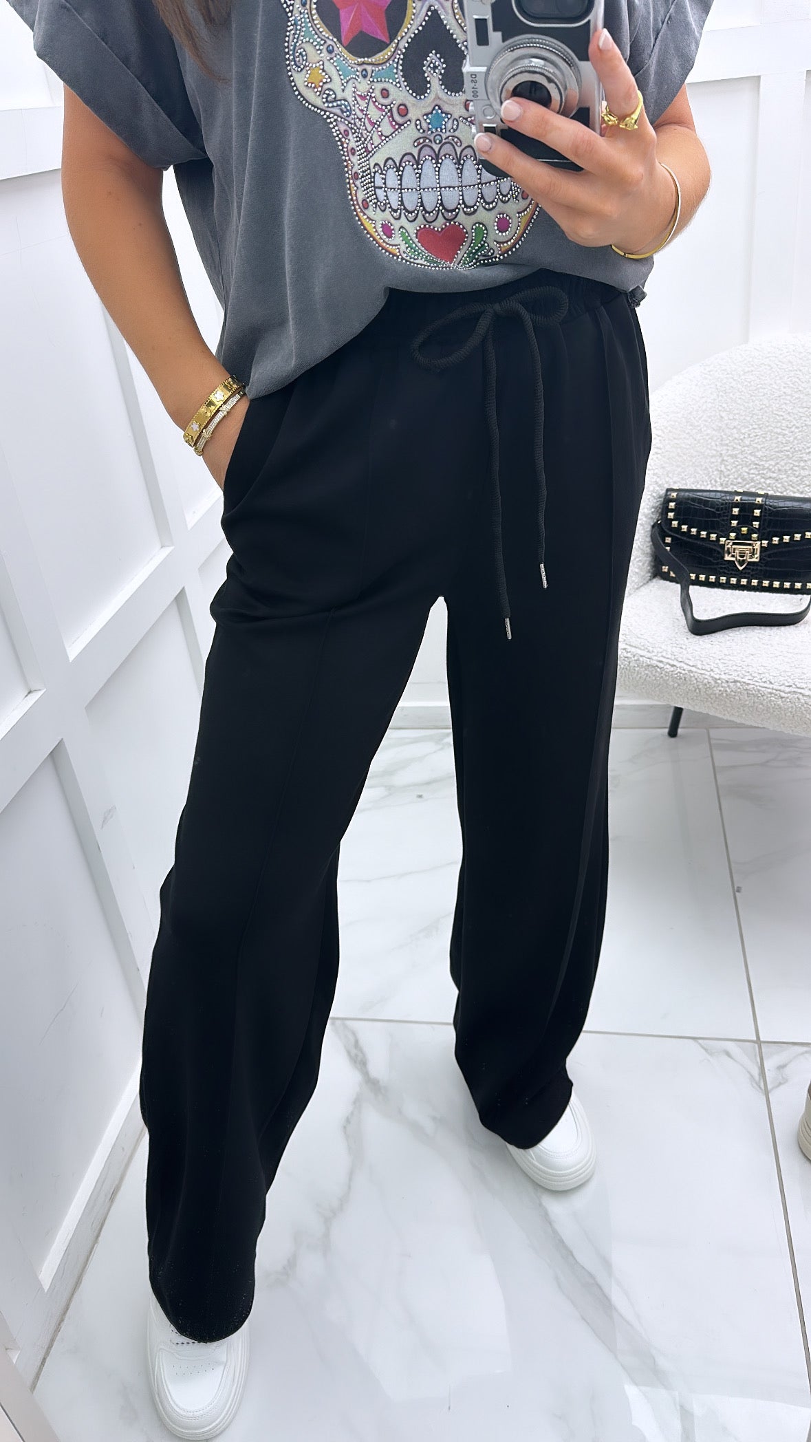 KYLIE black super soft jogger with exposed seam detail