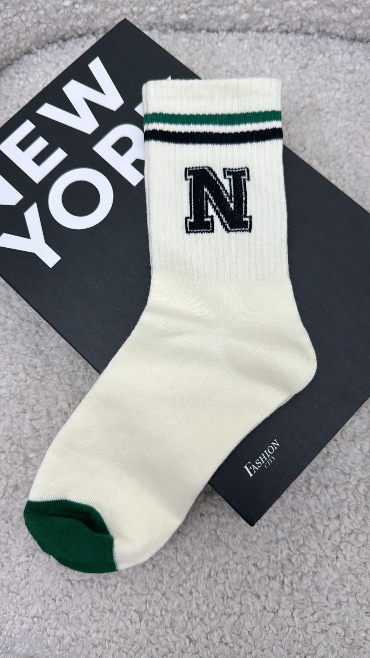 SERENA cream sports socks