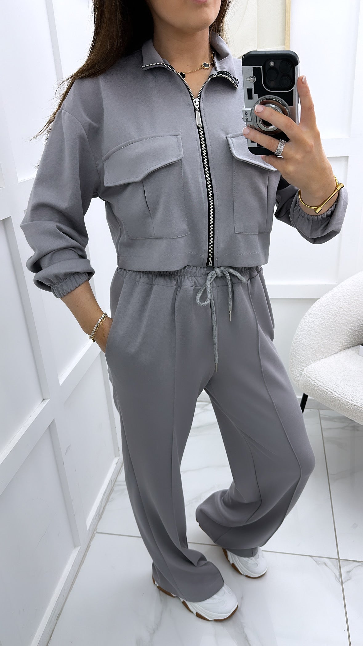 ISABELLA grey crop zip up jacket and joggers co-ord set