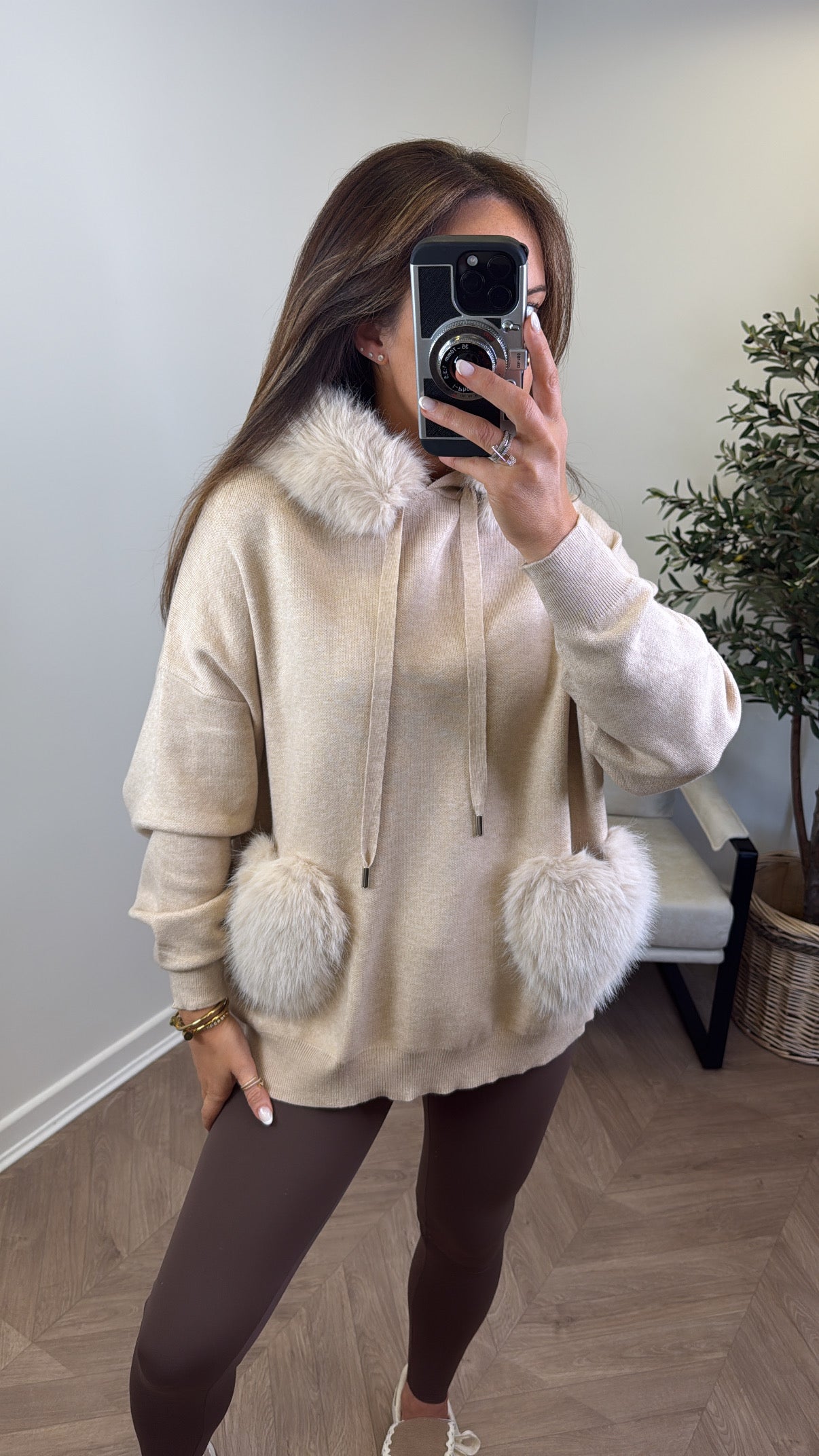 FELICITY beige faux fur trim hoody